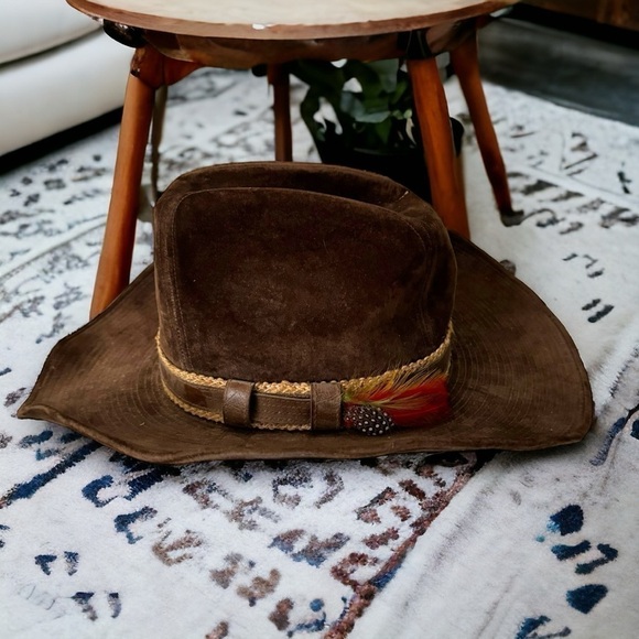 Vintage lanning suede cowboy hat with feather  details western ranch unisex - Picture 1 of 6